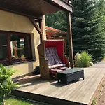 Waldchaussee 5 *