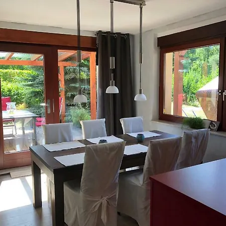 Waldchaussee 5 * Zislow