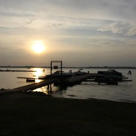 Appartamento Waldchaussee 5 *